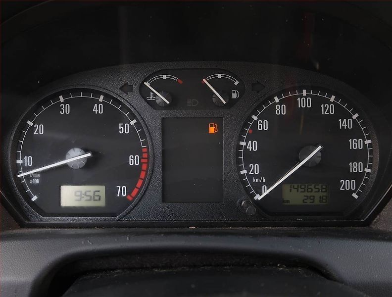 Škoda Fabia (2002) 1.0, Tažné, pěkný stav - fotka 11 z 13
