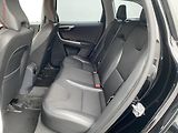 Volvo XC60 (2016) 2.4 D4 AWD, ČR, Momentum, AT - náhled 10