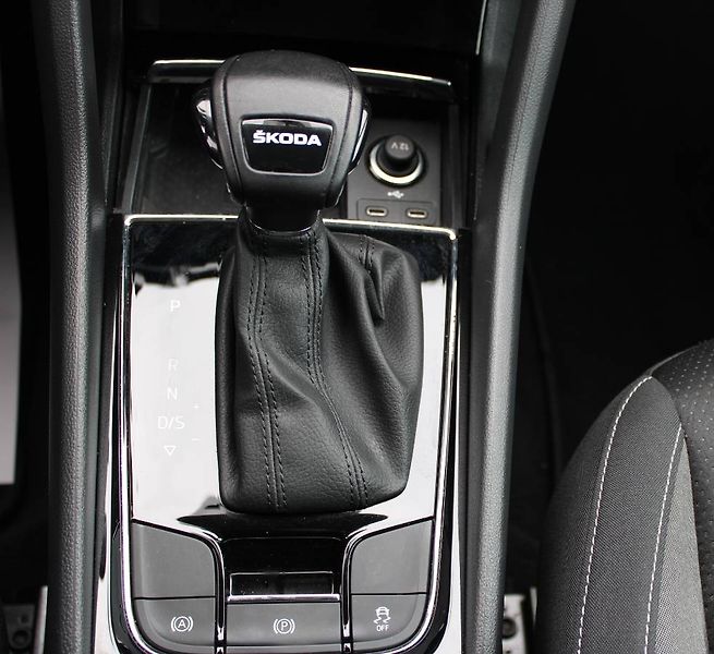 Škoda Karoq (2023) 1.5 TSI 110kW DSG záruka - fotka 9 z 32