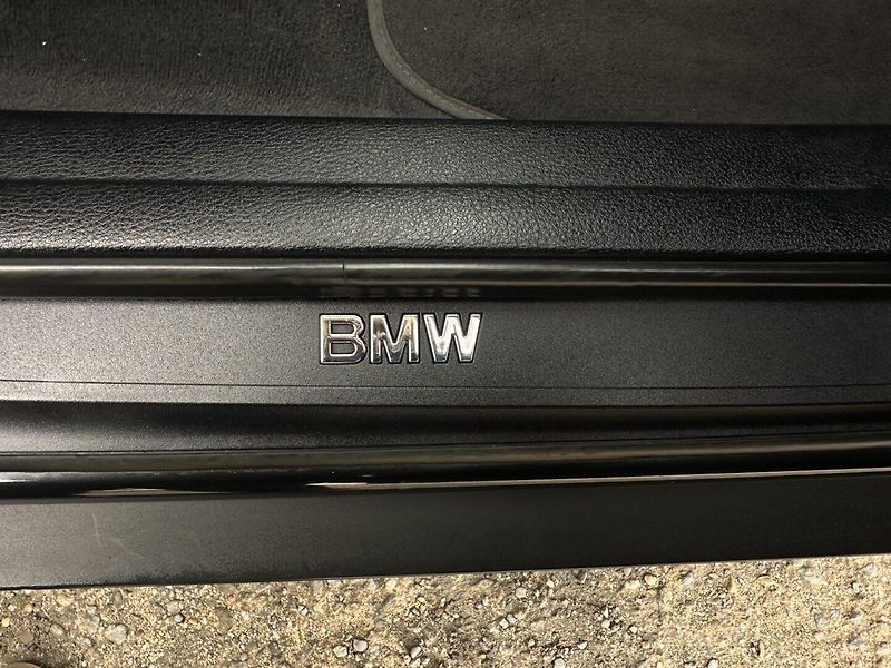 BMW X1 2.0D SDrive/Automat/95tisKM - fotka 23 z 27