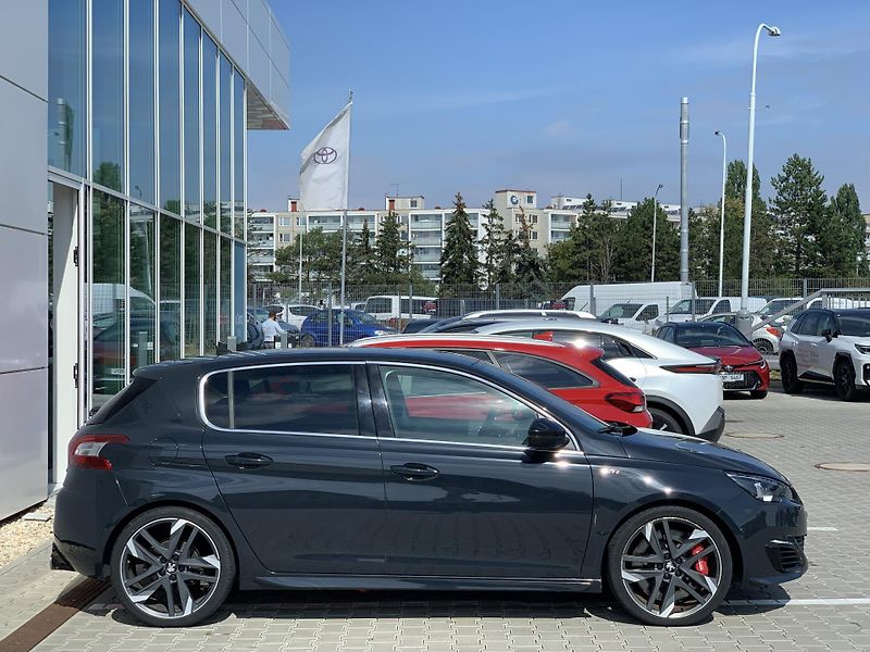 Peugeot 308 GTi 1.6 TURBO 270k MAN6 - fotka 10 z 31