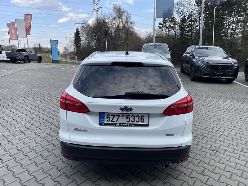 Ford Focus 1.5 EB 150k MAN6  - fotka 6 z 24