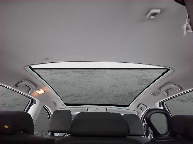Nissan Qashqai (2012) 1.6 i, 7 míst, Tempomat - fotka 17 z 18