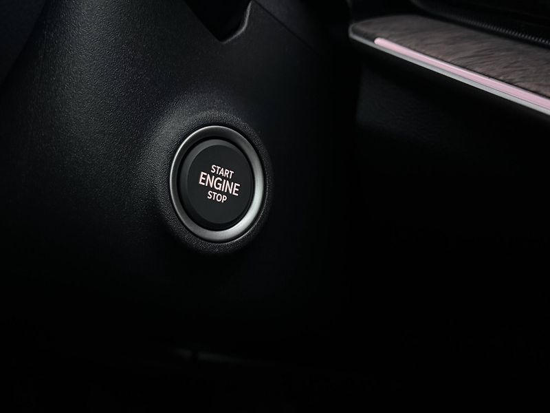 Škoda Superb (2025) L&K 7DSG 2,0 TDI - fotka 18 z 26