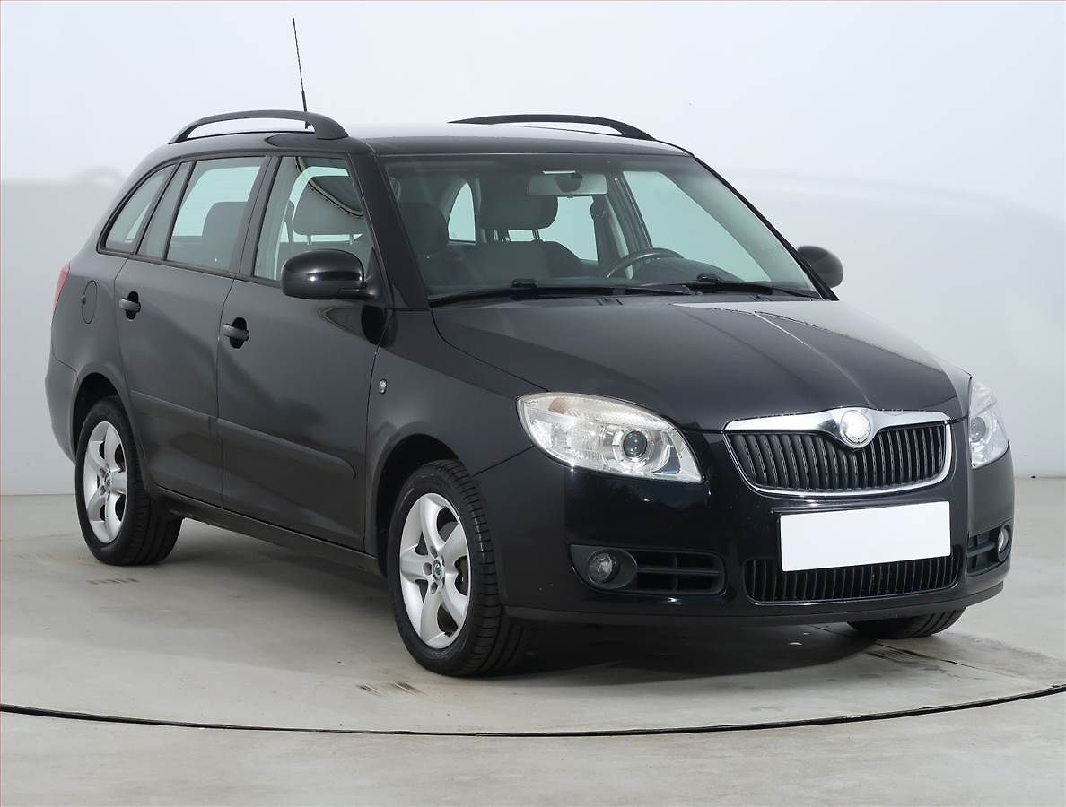 Škoda Fabia 1.4 16V, po STK, zamluveno