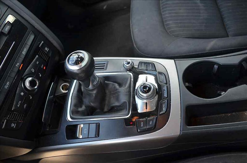 Audi A4 (2014) 2,0 TDI - fotka 20 z 22