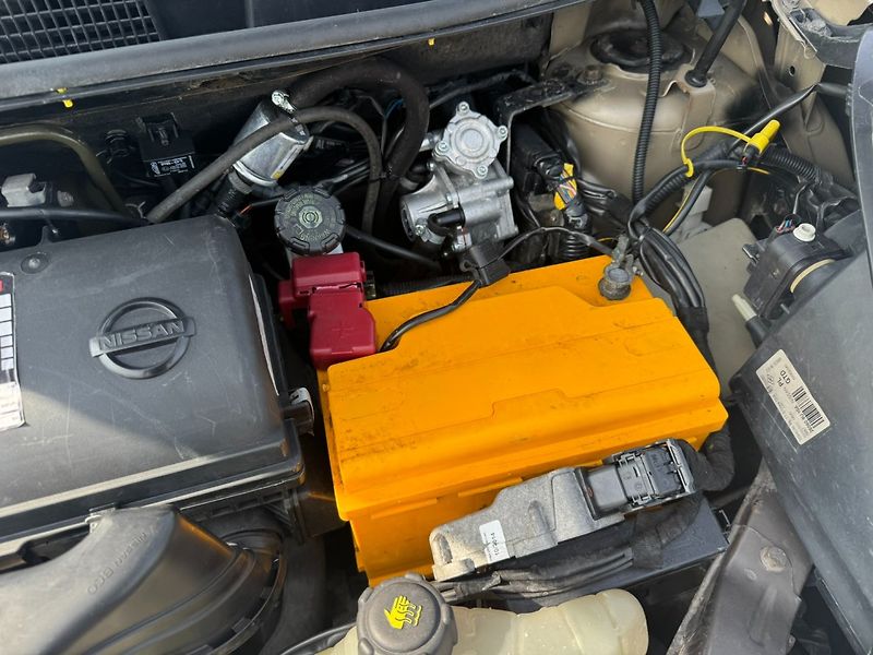 Nissan Note (2006) 1,4i 65 KW LPG - fotka 42 z 46