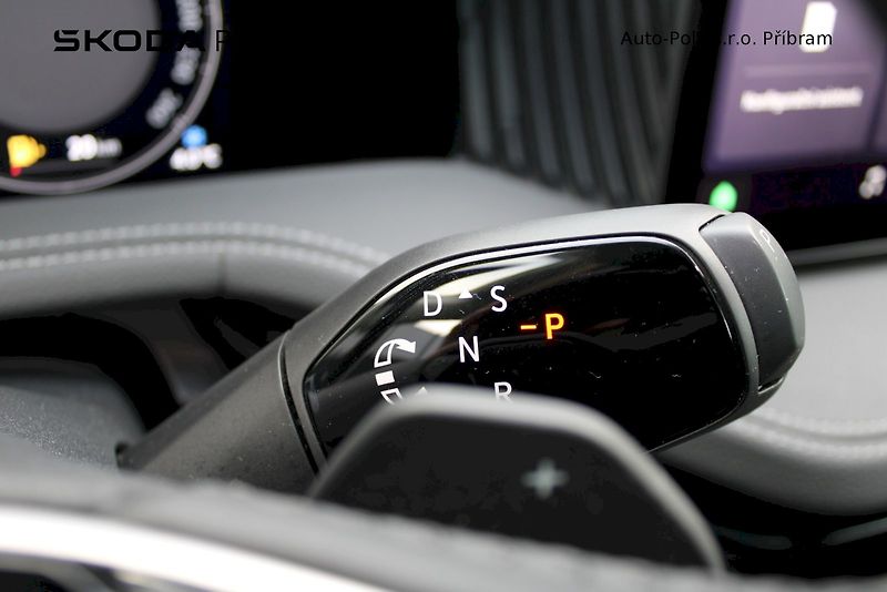 Škoda Superb (2024) 2.0TDI L&K / 142kW 4x4 7°DSG - fotka 12 z 24