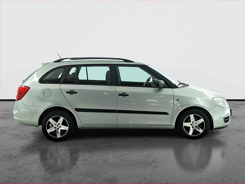 Škoda Fabia (2010) 1.2 12V, nová STK, Tažné - fotka 6 z 18