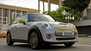 Mini Cooper SE zatím nezná svou českou cenu
