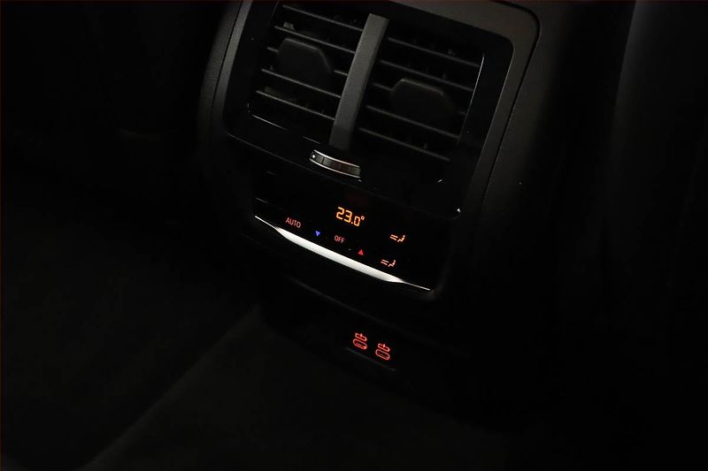 BMW X4 (2025) xDrive20d, M Sport, Navigace - fotka 12 z 20