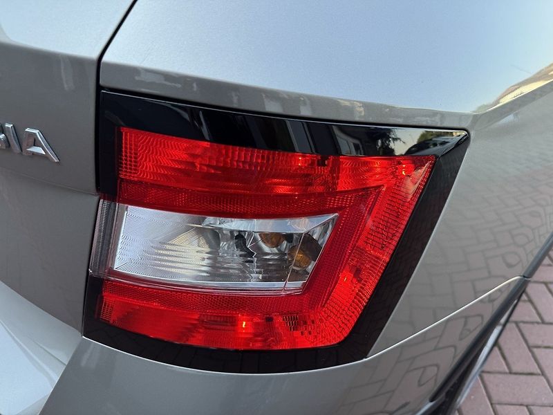 Škoda Fabia (2016) 1.2TSi Scout Digi Klima - fotka 36 z 44
