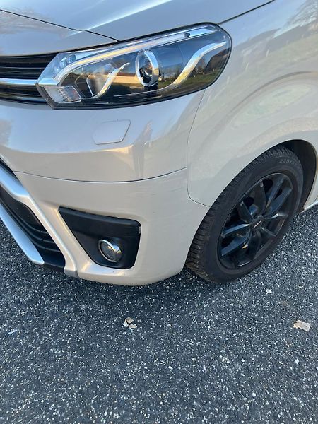 Toyota ProAce Verso (2018) - fotka 8 z 33