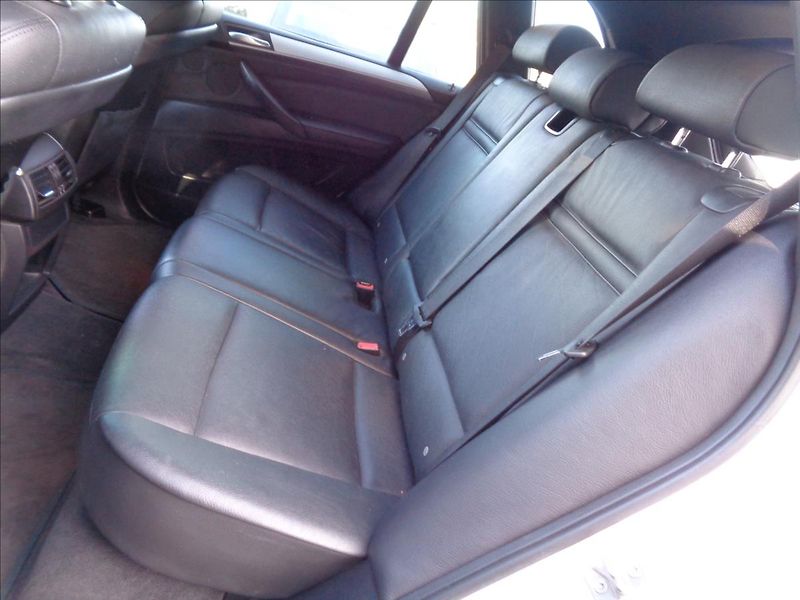 BMW X5 3,0 - fotka 14 z 16