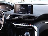Peugeot 3008 (2020) 1.5 BlueHDi, ČR,1.maj - náhled 10