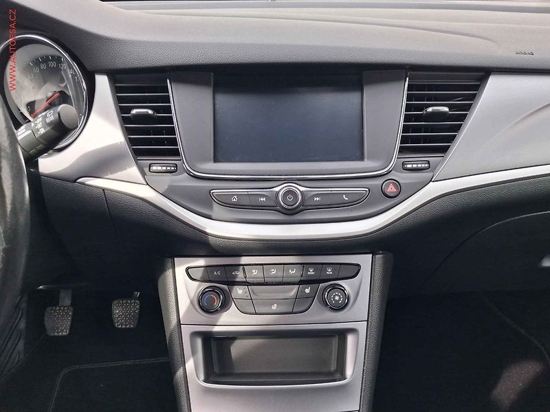 Opel Astra (2022) 1.5 CDTi, Bussines, navi, - fotka 12 z 17