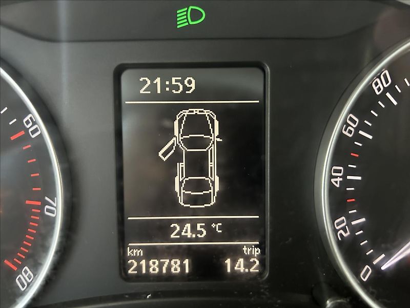 Škoda Octavia 1,6   MPI,LPG,KŮŽE - fotka 13 z 24