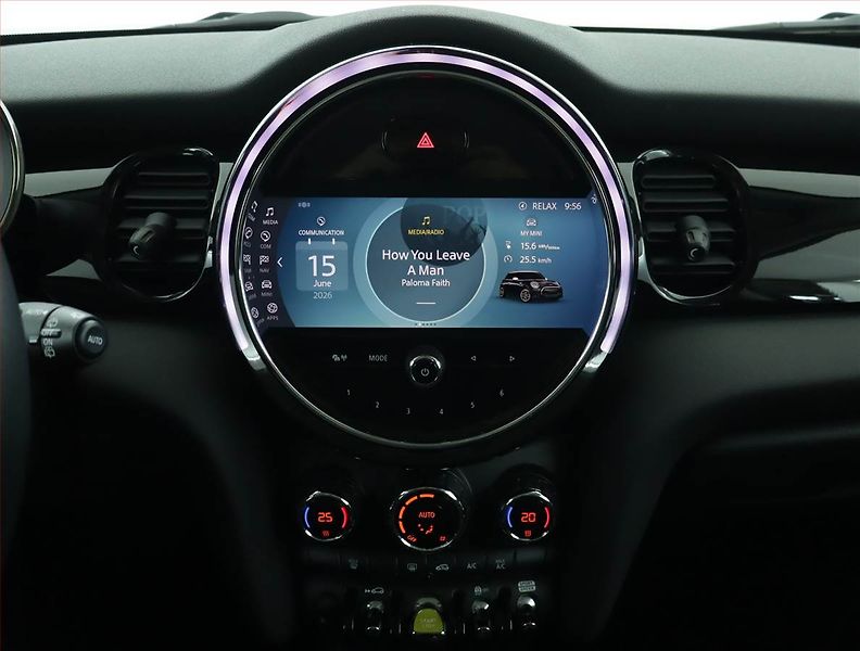 Mini Ostatní (2022) Cooper SE 32 kWh, SoH 96% - fotka 11 z 17