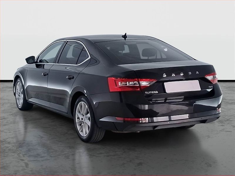 Škoda Superb (2022) 2.0 TDI - fotka 4 z 20