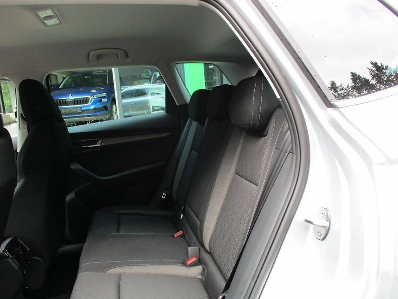 Škoda Karoq Top Selection 1,5TSI 110kW DSG - fotka 13 z 15