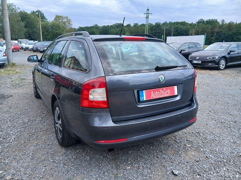 Škoda Octavia 1.6 TDI, BEZ KOROZE! - fotka 14 z 43