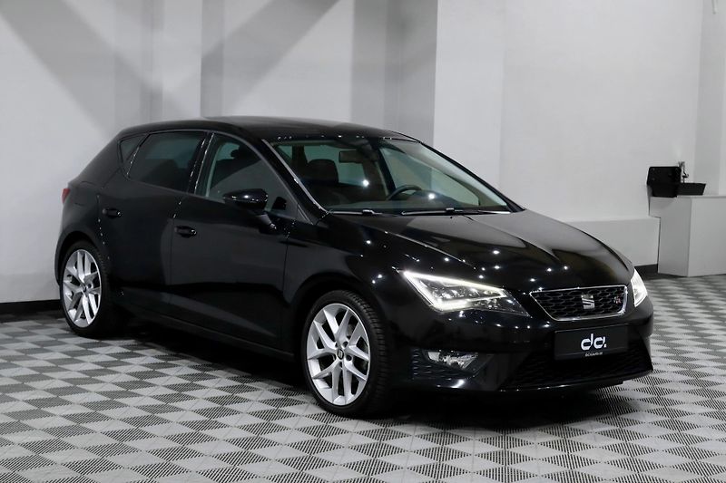 Seat Leon 1.4 TSI 92 kW FR - fotka 2 z 34