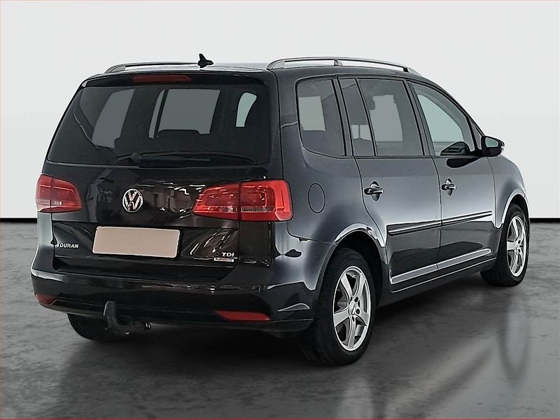 Volkswagen Touran (2012) 1.6 TDI, 7 míst, Navi - fotka 5 z 16