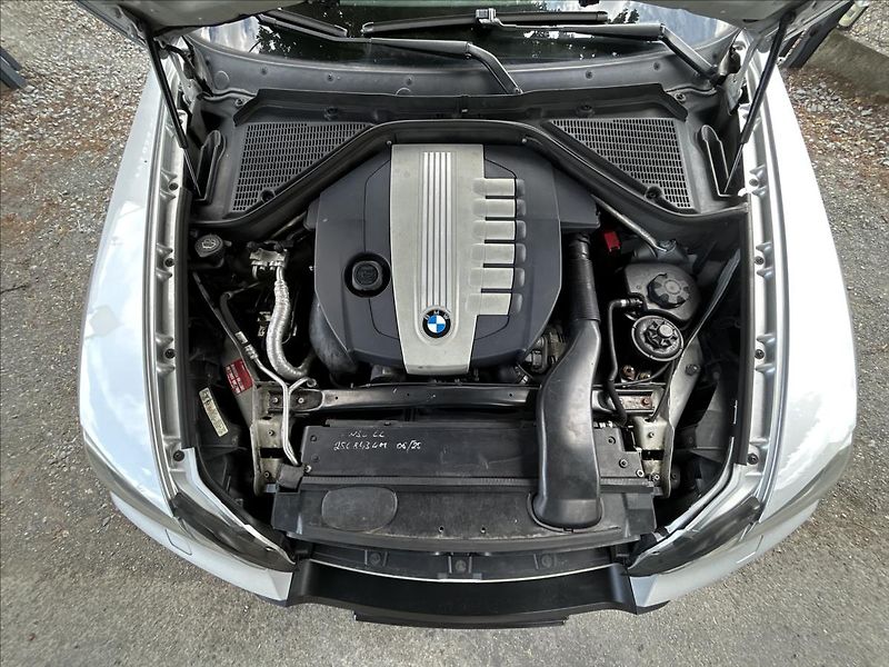 BMW X5 3,0 35d xDrive  původ CZ,2xMaj - fotka 48 z 49