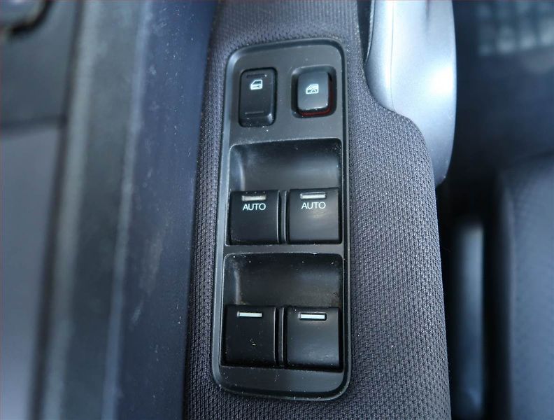 Honda CR-V (2009) Elegance 2.2 i-CTDi, 4X4 - fotka 15 z 15