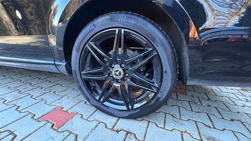 Mercedes-Benz Třídy V (2023) 300 Exclusive L 4M AIR LEDNICE - fotka 7 z 46