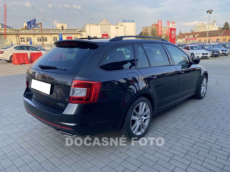 Škoda Octavia (2017) 2.0 TDi, DSG, bixen, navi - fotka 2 z 3