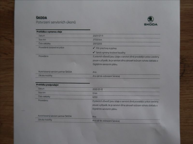 Škoda Octavia 2,0 TDi,1majČR,Serv.k.,DSG,DPH - fotka 25 z 26