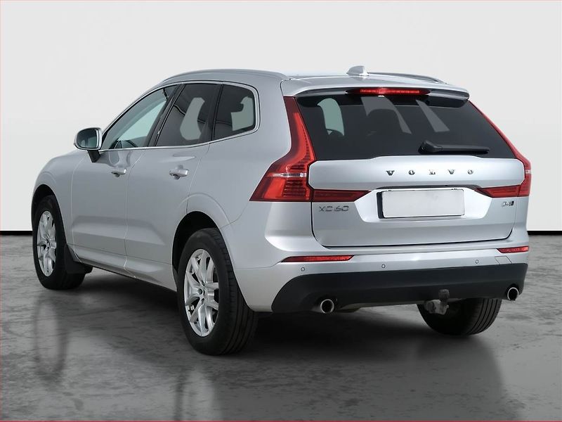 Volvo XC60 (2019) D4 - fotka 4 z 27
