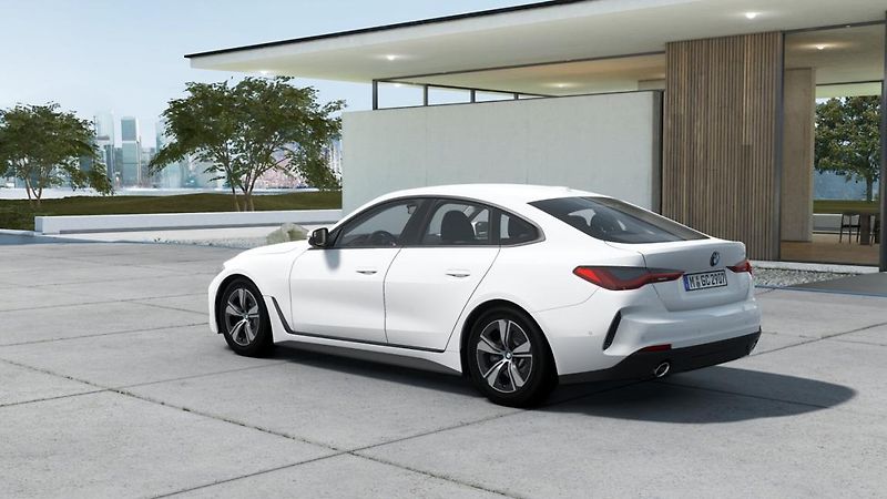 BMW Řada 4 420d - fotka 4 z 5