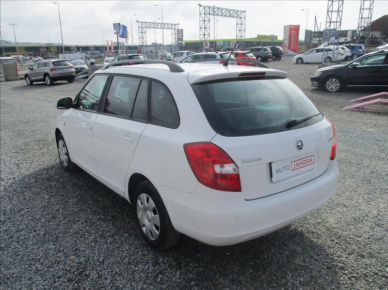 Škoda Fabia 1,4 i 16v, klima,vyhř.sedadla, - fotka 6 z 25