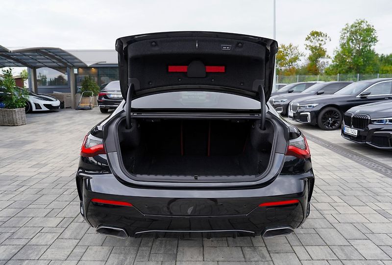 BMW Řada 4 M440i xDrive/Mpaket/375 PS/Las - fotka 11 z 46