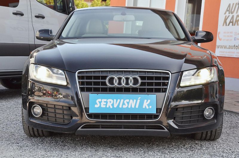 Audi A5 (2009) Coupe 2.0 TFSi 132kW S-LINE  - fotka 7 z 40