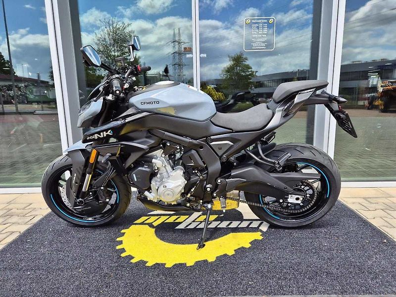 CFMOTO (2026) 675 NK - SKLADEM - fotka 9 z 59