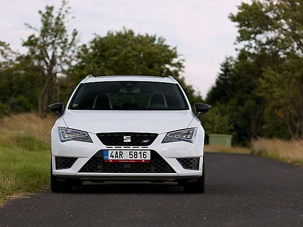 Seat Leon ST Cupra.
