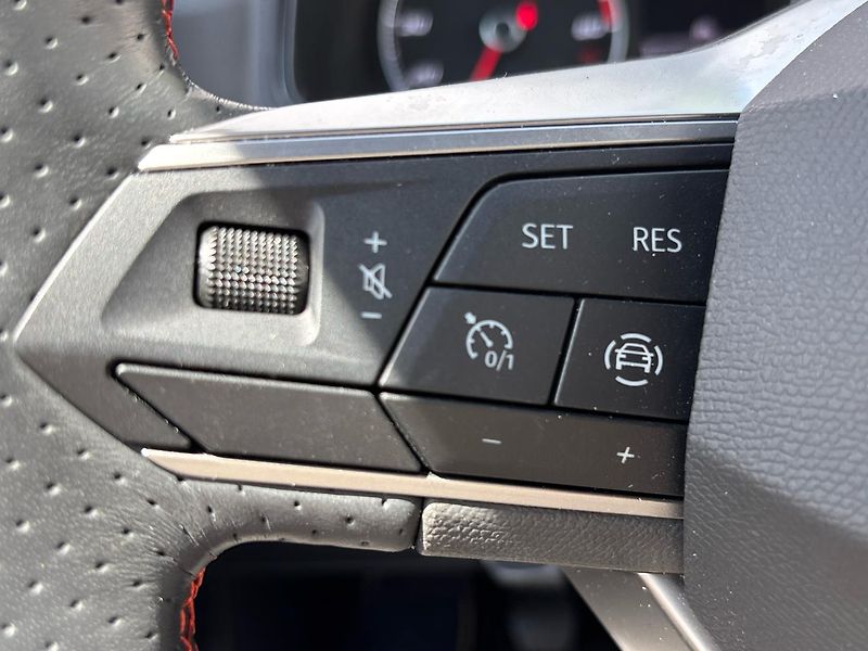 Seat Arona FR - fotka 22 z 25