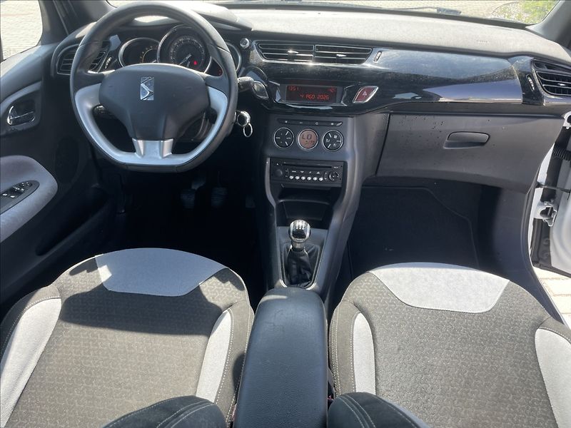 Citroën DS3 1,4 i 70kw Klimatronic ESP Tem - fotka 12 z 33