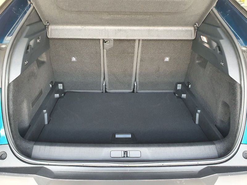 Peugeot 3008 (2025) ALLURE Hybrid 145 e-DCS6* - fotka 7 z 18
