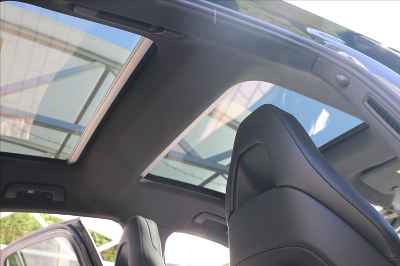 Porsche Panamera 2,9 343KW, DPH, ČR,4 E-HYBRID - fotka 49 z 77