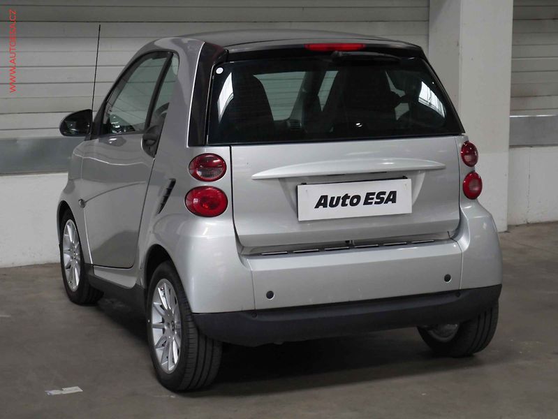 Smart Fortwo (2008) 1.0i Coupe, AT, panorama, AC - fotka 4 z 14