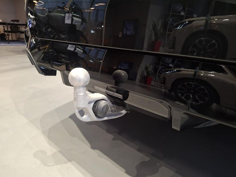BMW i5 xDrive40 M-Sport PRO - fotka 36 z 36
