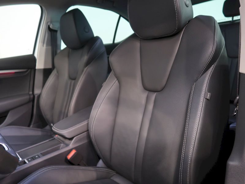 Škoda Octavia (2025) EXCLUSIVE 2.0TDI 110KW DSG WEB - fotka 16 z 46