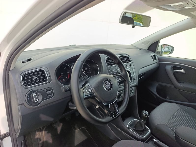 Volkswagen Polo 1,4 TDi Klima Alu kola - fotka 13 z 33