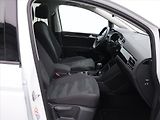 Volkswagen Touran 2,0 TDI DSG R-Line 1.Maj DPH - náhled 13