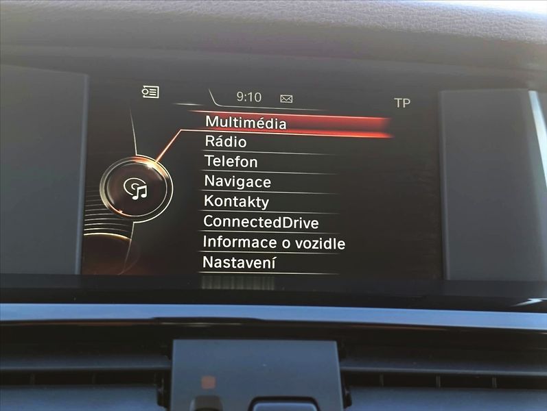 BMW X3 2,0 d X-Drive Aut.,Navi,Bi-xen - fotka 32 z 36