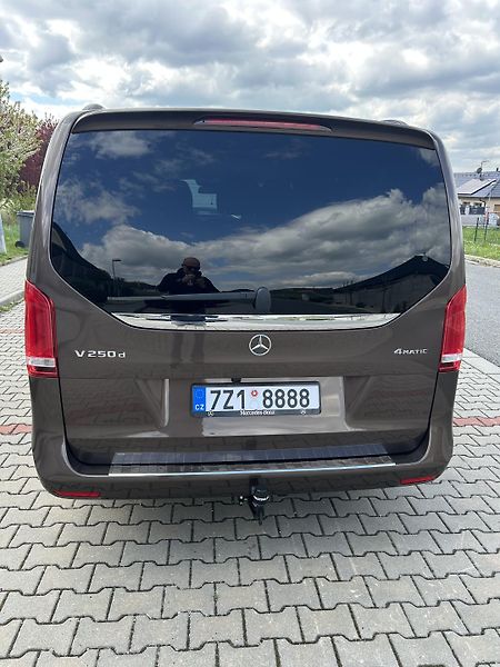 Mercedes-Benz Třídy V (2017) Velmi pěkný stav - fotka 5 z 25